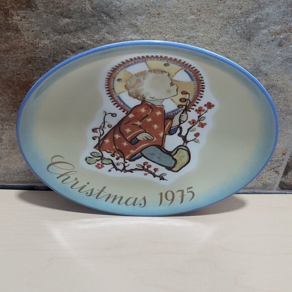 Schmid Hummel Christmas Plate 1975 Christmas Child Decorative Wall Hanging Plate - Picture 3 of 11